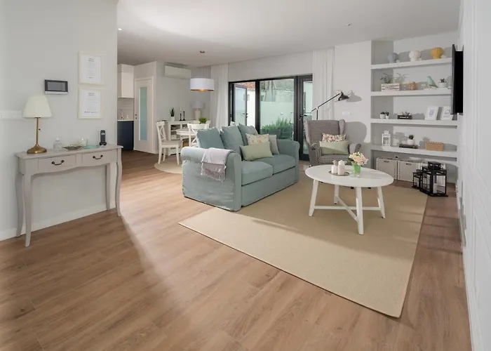 Simple&charming Guest * Ponta Delgada